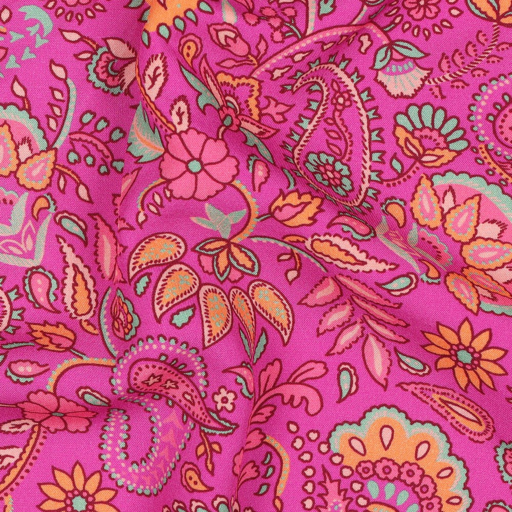 Lenzing ECOVERO digital paisley