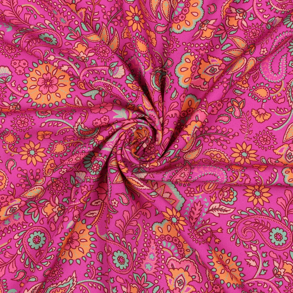 Lenzing ECOVERO digital paisley