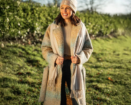 Mantelboucle abstract