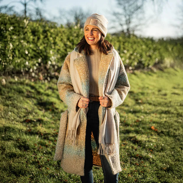 Mantelboucle abstract