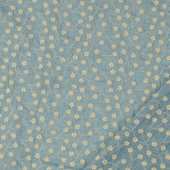 Cotton polyester embroidered voile (Coupon 1,05 meter)