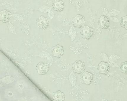 Catchy flowers embroidery