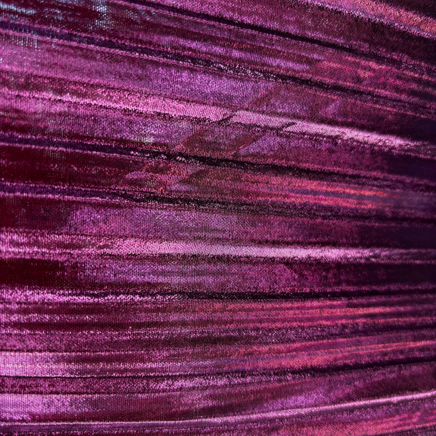 Pleated metallic Lizzy